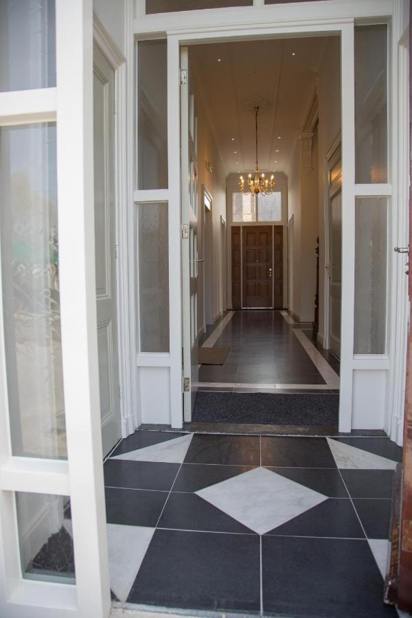 B&B Groepsaccommodatie De Pastorie Lage Mierde 外观 照片
