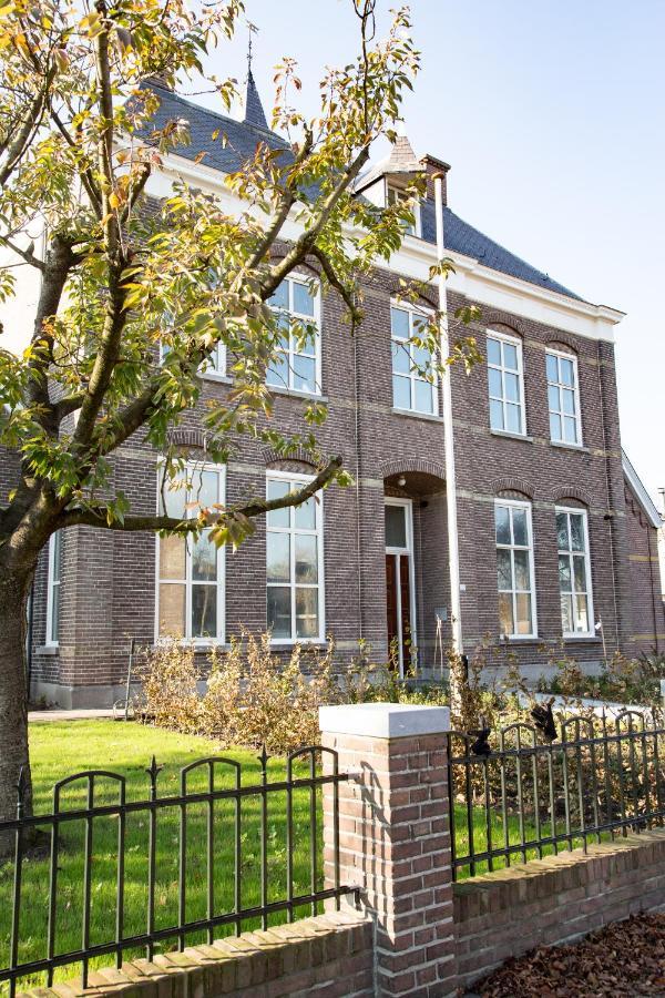 B&B Groepsaccommodatie De Pastorie Lage Mierde 外观 照片