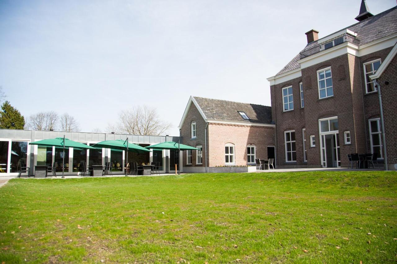 B&B Groepsaccommodatie De Pastorie Lage Mierde 外观 照片