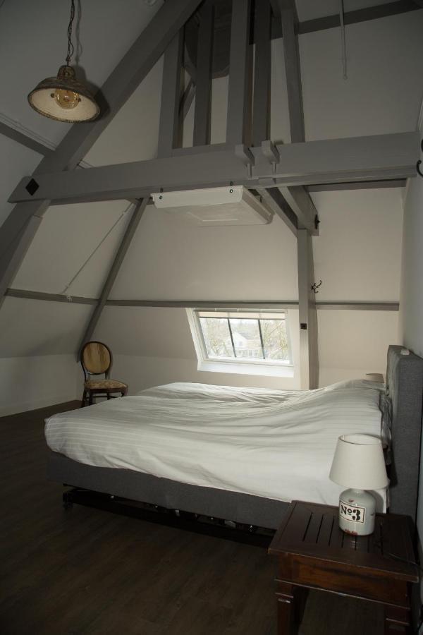 B&B Groepsaccommodatie De Pastorie Lage Mierde 外观 照片